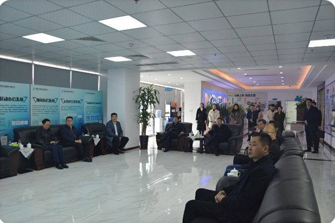 重慶市梁平區委副書記、區長蒲繼承，區委常委付云一行蒞臨揚升公司考察指導